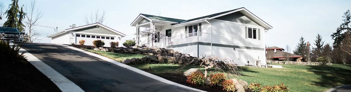 VacationRental_CrabbySlider01_1200x316